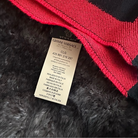 Versace Oversized Red and Black Scarf - Picture 2 of 7